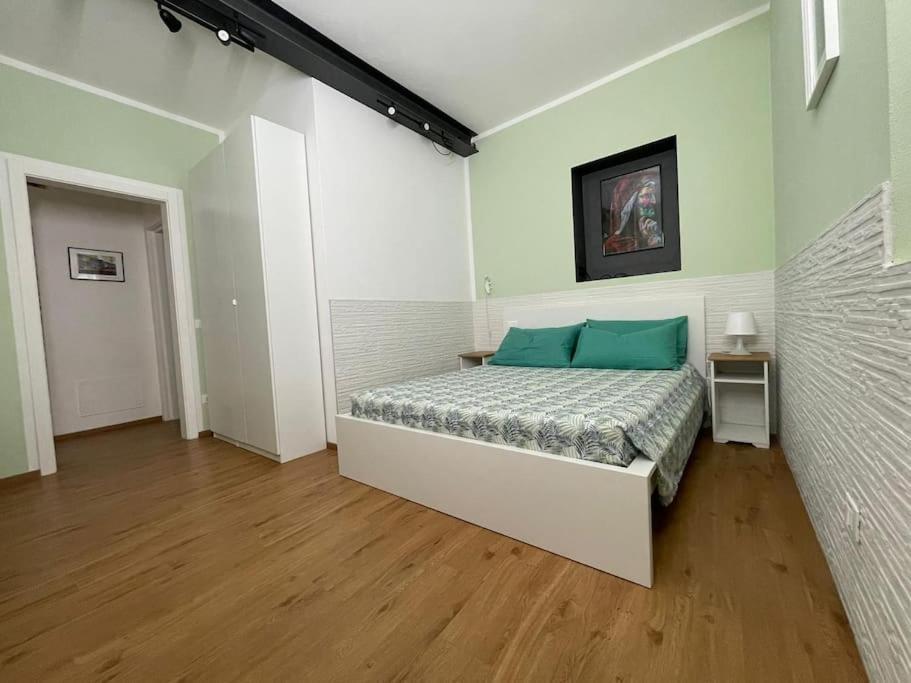 Cairoli Apartment Ravenna Bagian luar foto