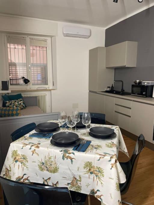 Cairoli Apartment Ravenna Bagian luar foto